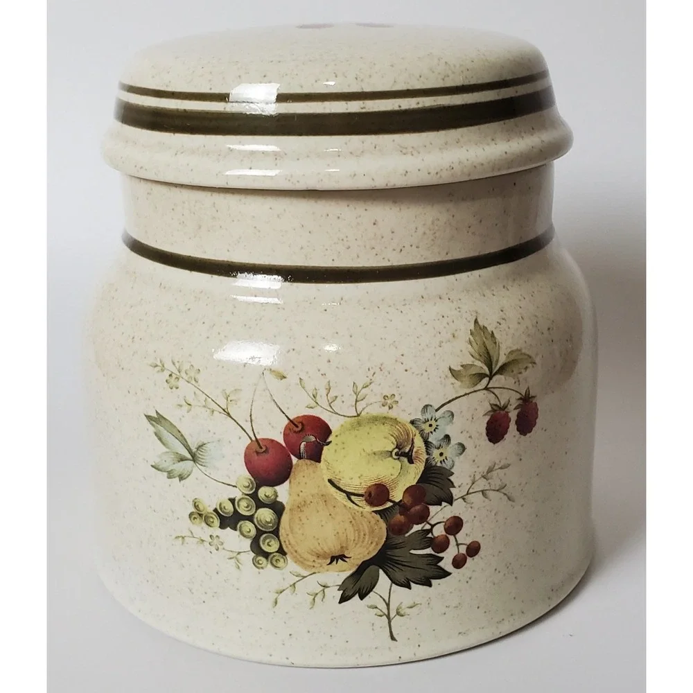 1977 Royal Doulton Lambethware Cornwall Salt Pepper‎ Shakers Sugar Fruit Berries